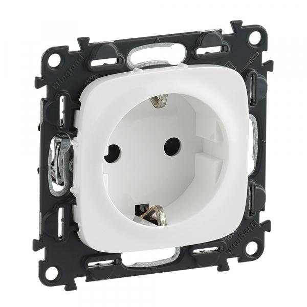 Legrand Valena ALLURE Белый Розетка силовая 2К+З 16А 250В.винтовые зажимы. . 753725