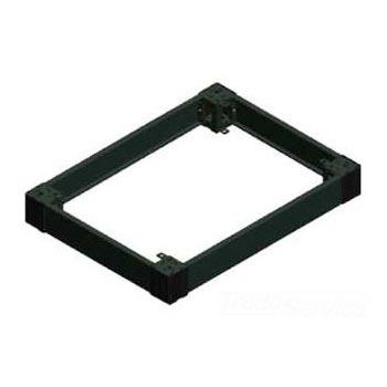 Передняя и задняя панели цоколя  Schneider Electric Sarel  NSYSPF6100  600x100