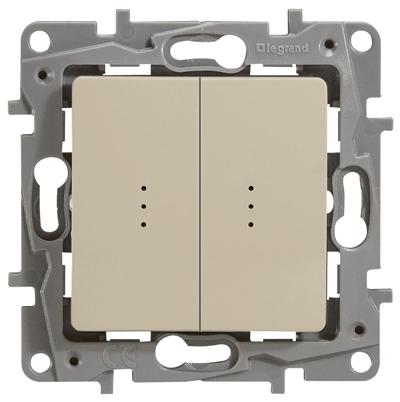 Legrand  Etika  Слоновая Кость Переключатель механизм 2-клавишный с подсветкой 10AX, 250В 672316
