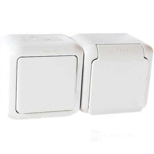 Legrand  Quteo  Белый Выключатель + Розетка 2К+З со шторками  IP44 782318